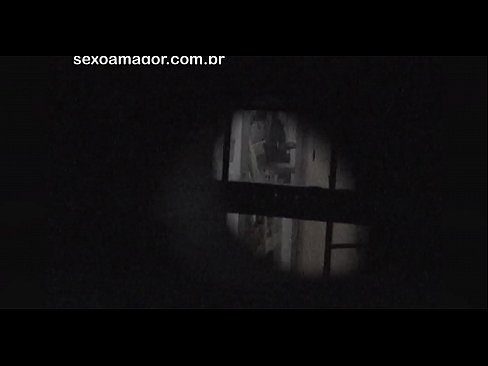 ❤️ Блонді таємно знімає на відео сусідський вуайерист, прихований за порожнистими цеглами Шлюхи на порно uk.analizatorkrovi.ru ❌